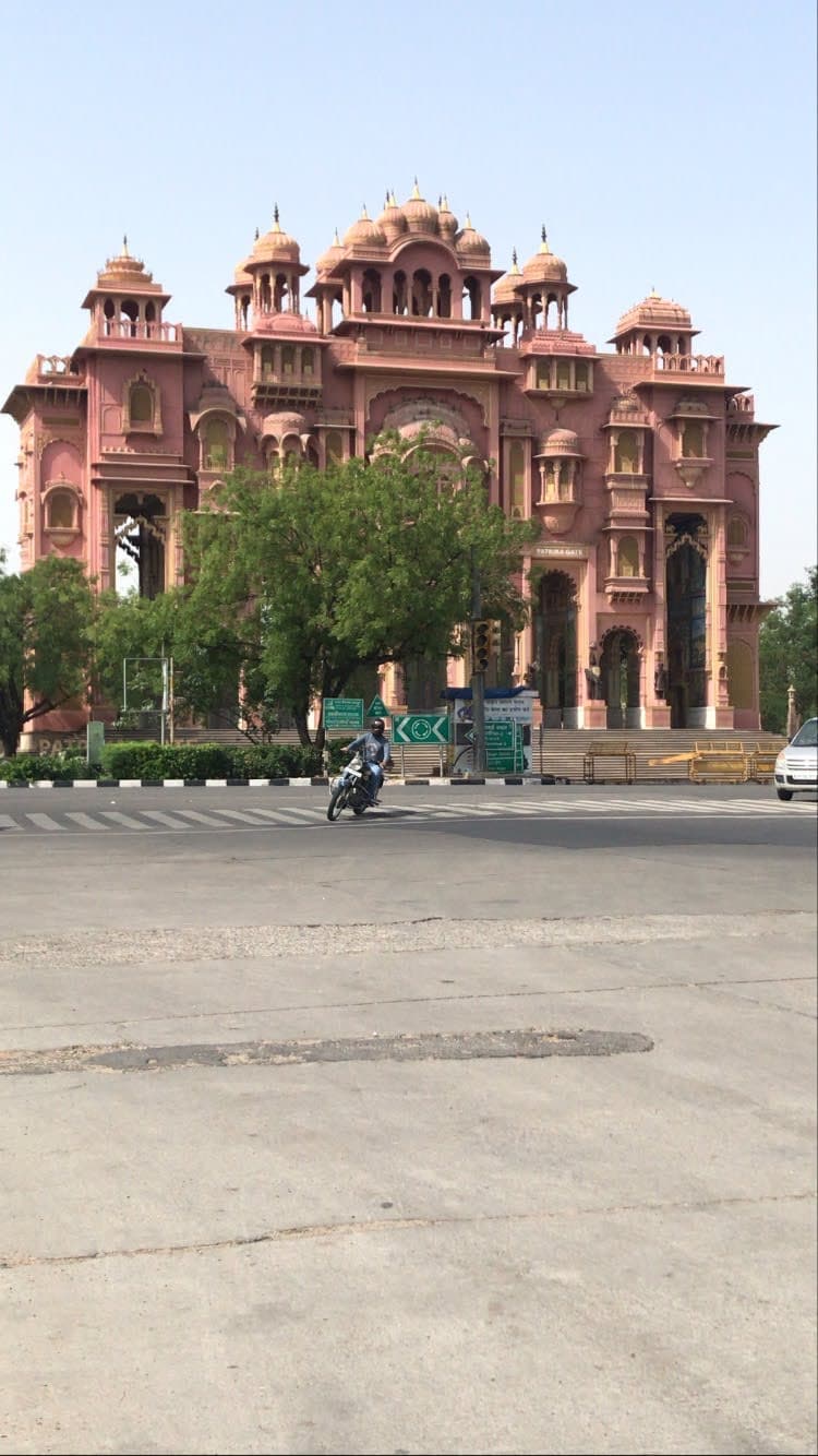 Amber Fort & Sun Gate in Jaipur, Rajasthan — Photography Spot in Fliqa Spot